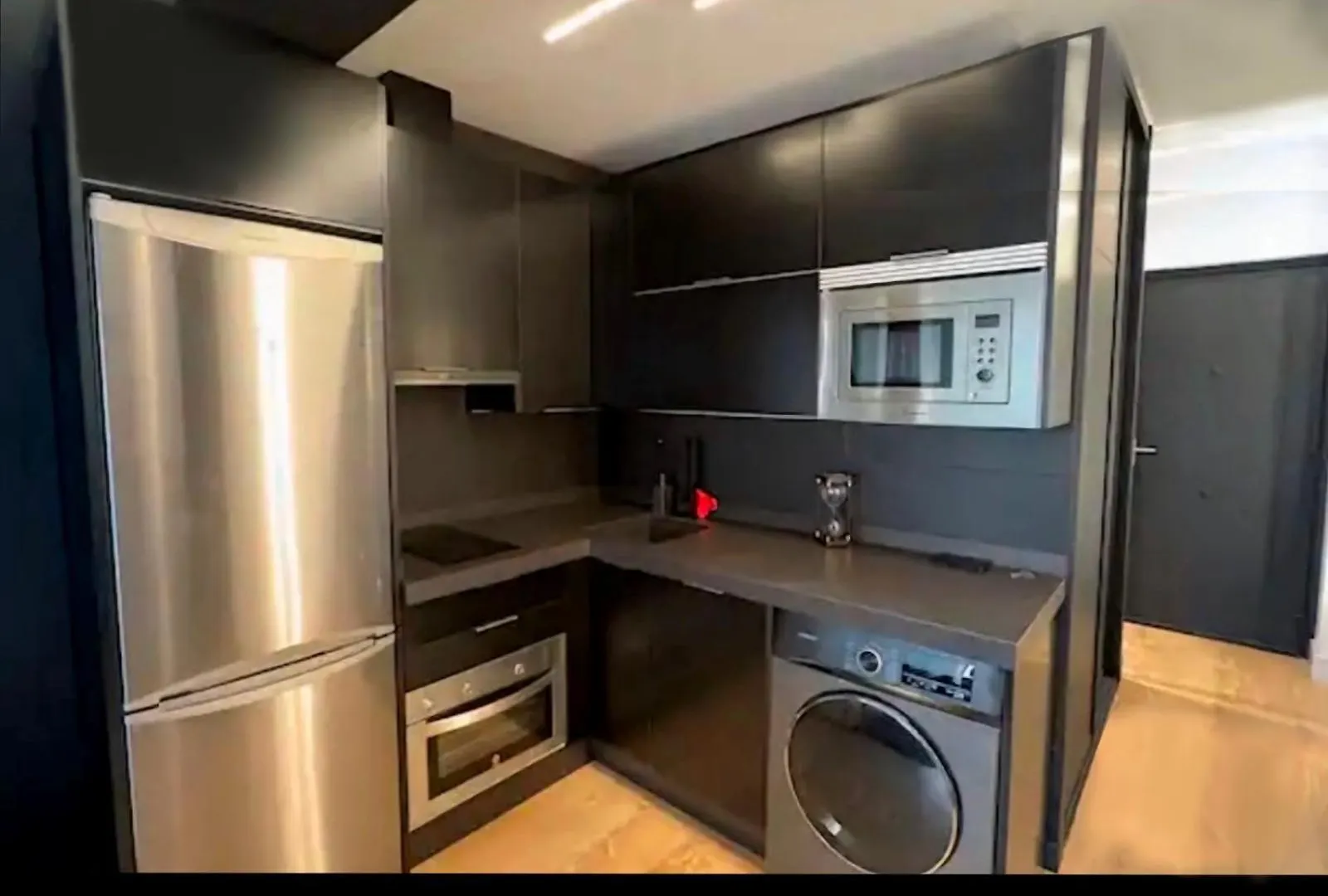 Apartamento Lujo El Lido 토레몰리노스 0*,  스페인